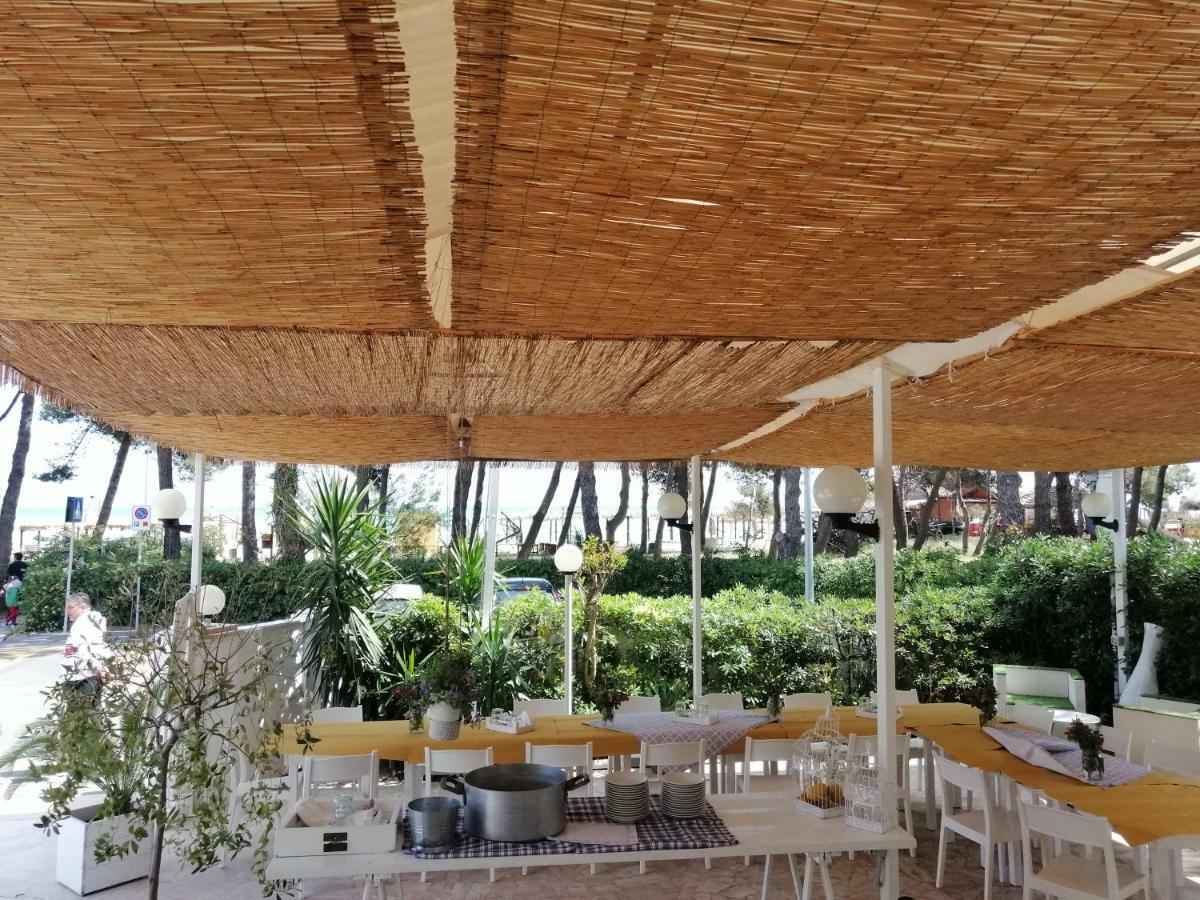 Hotel Petit Сильви-Марина Экстерьер фото